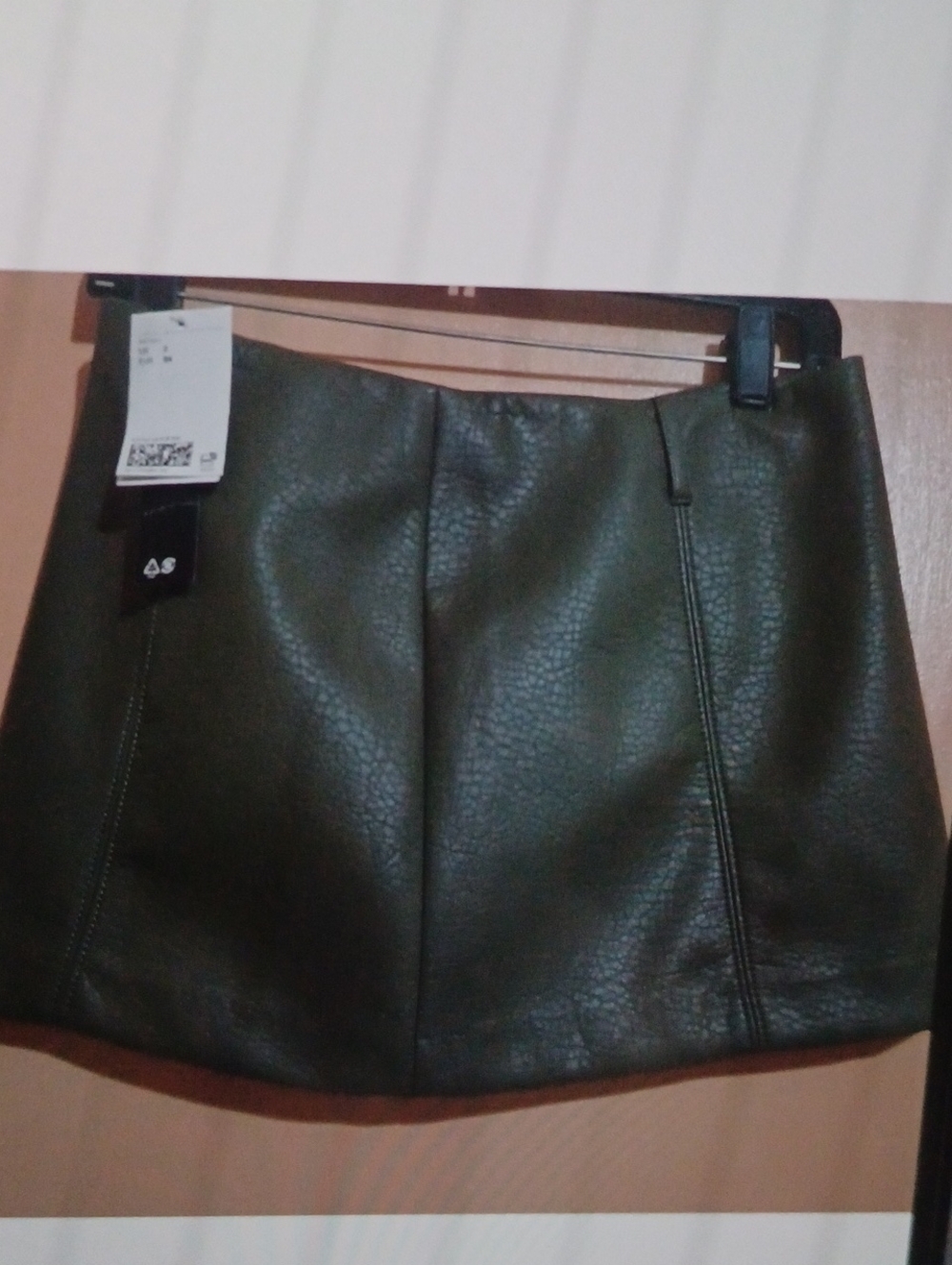 Textured Faux Leather Mini Skirt in Olive
